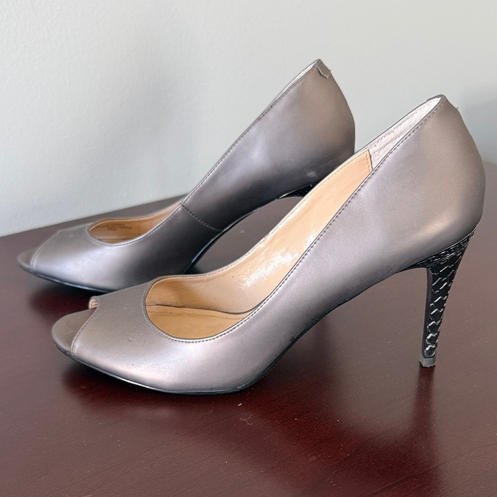 J.Renee Metallic Silver Peep-Toe High Heels 8.5 Narrow